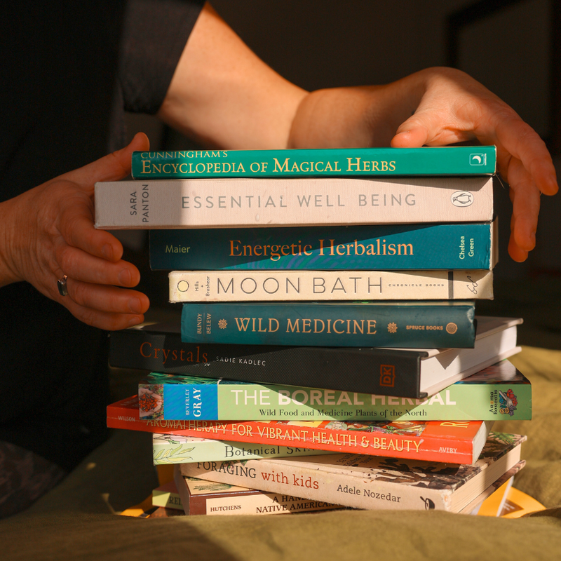 What’s on The Hobbyist Bookshelf